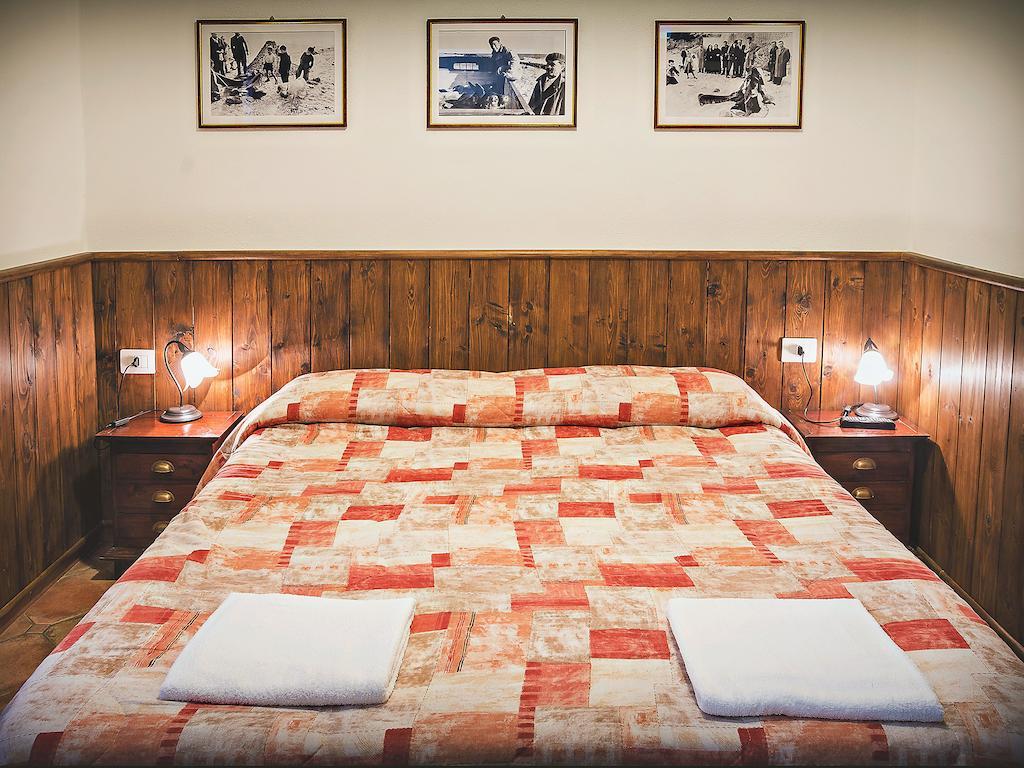 Bed And Breakfast Ichnos 卡拉古诺内 客房 照片