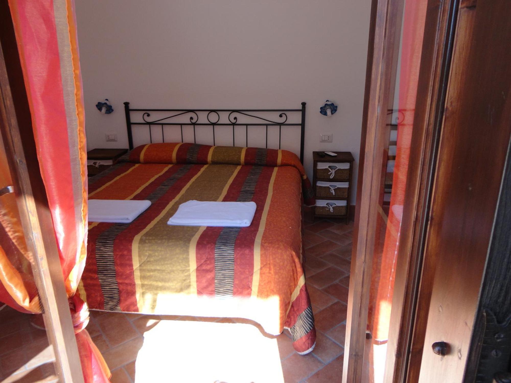 Bed And Breakfast Ichnos 卡拉古诺内 外观 照片